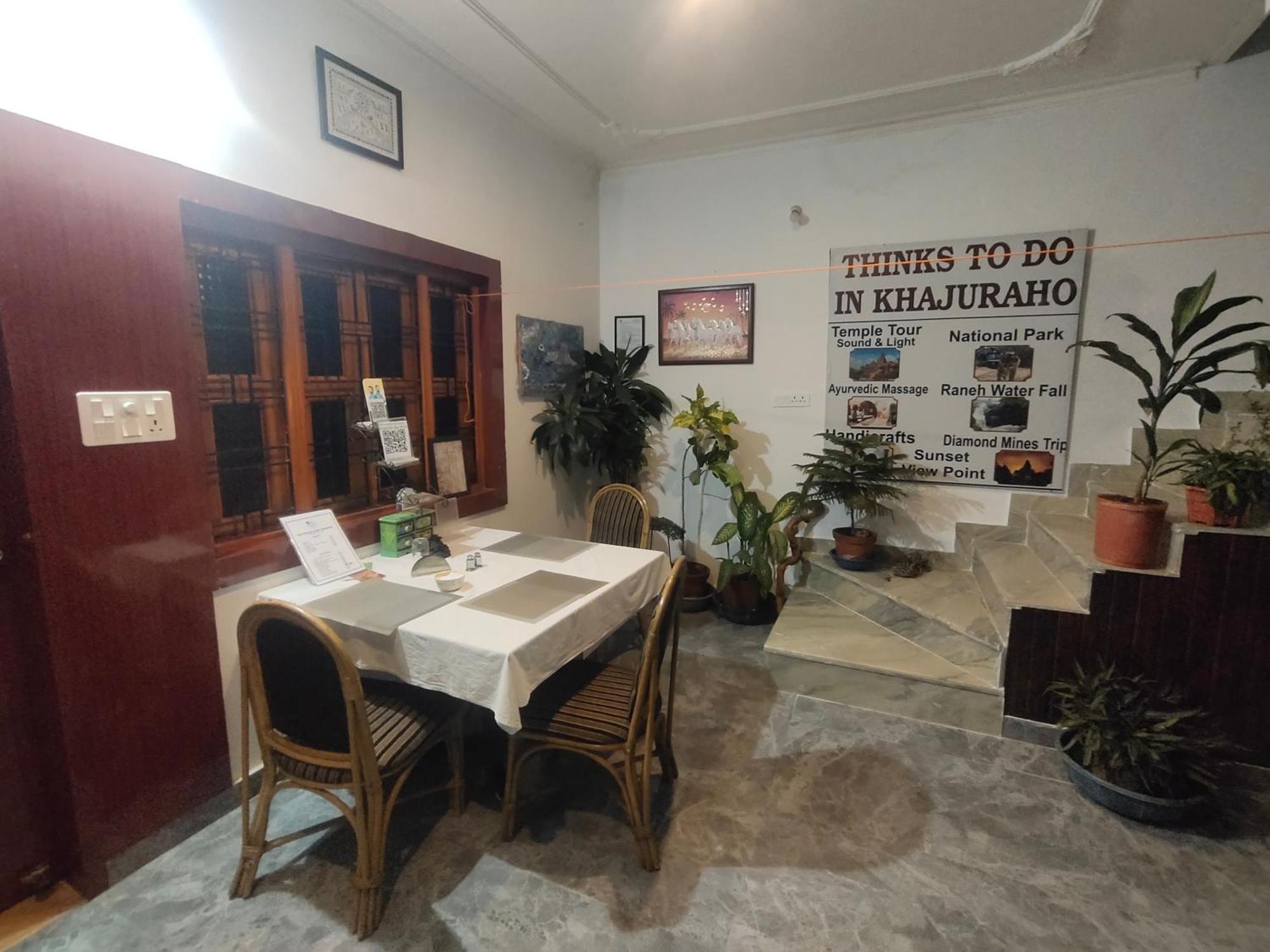 Khajuraho Glory Homestay Exteriér fotografie