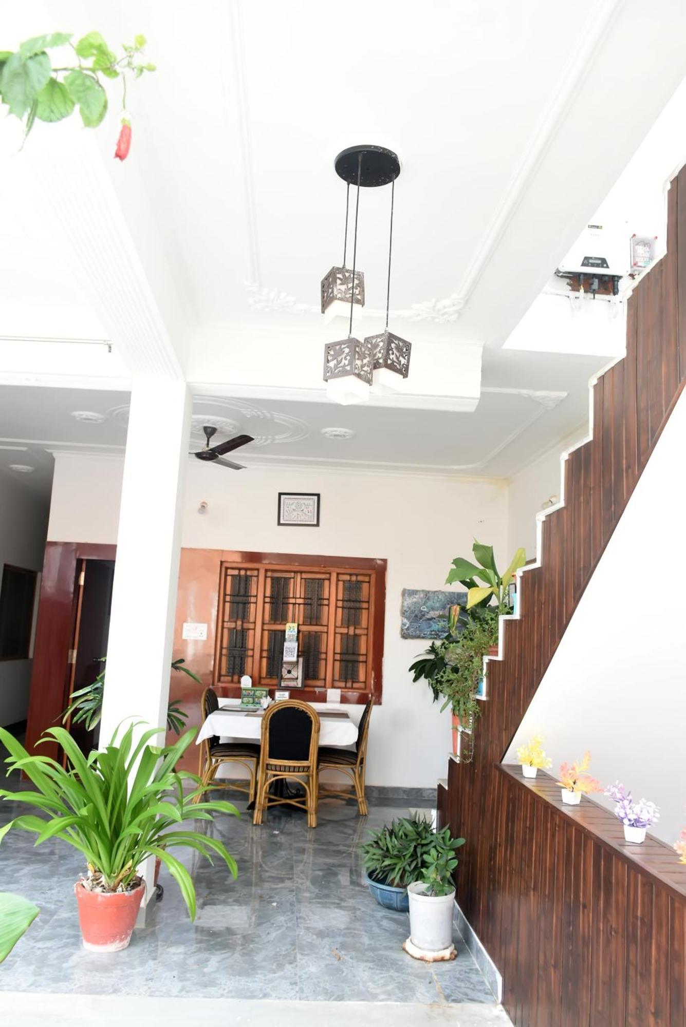 Khajuraho Glory Homestay Exteriér fotografie
